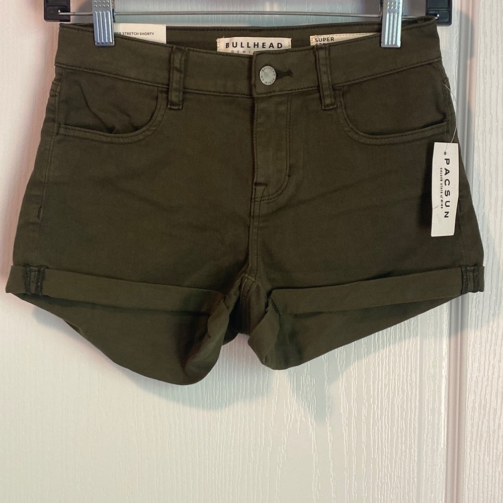 NWT‎ Bullhead Super Stretch Shorty Shorts In Bunker Green
